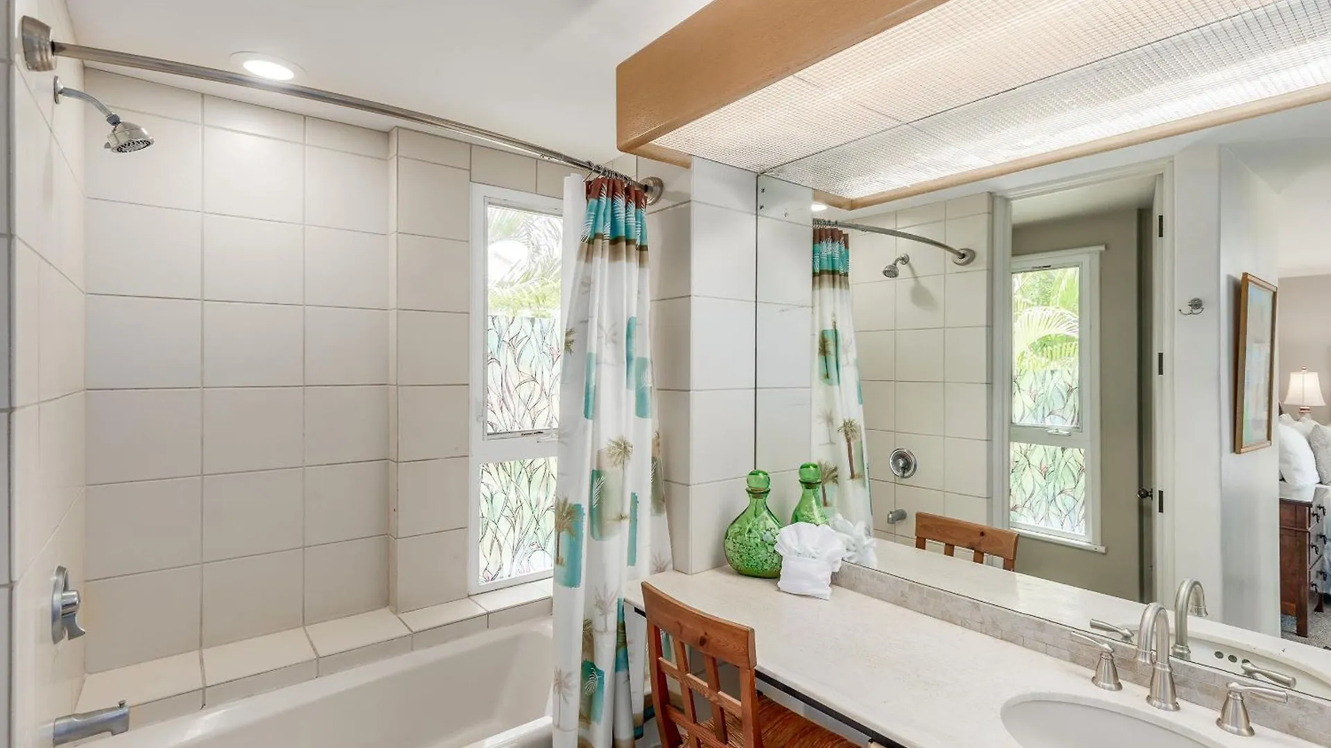 New! Palms 702 - Romantic Retreat - Split Ac In Bedroom - Open-Air Living Area Wailea  United States