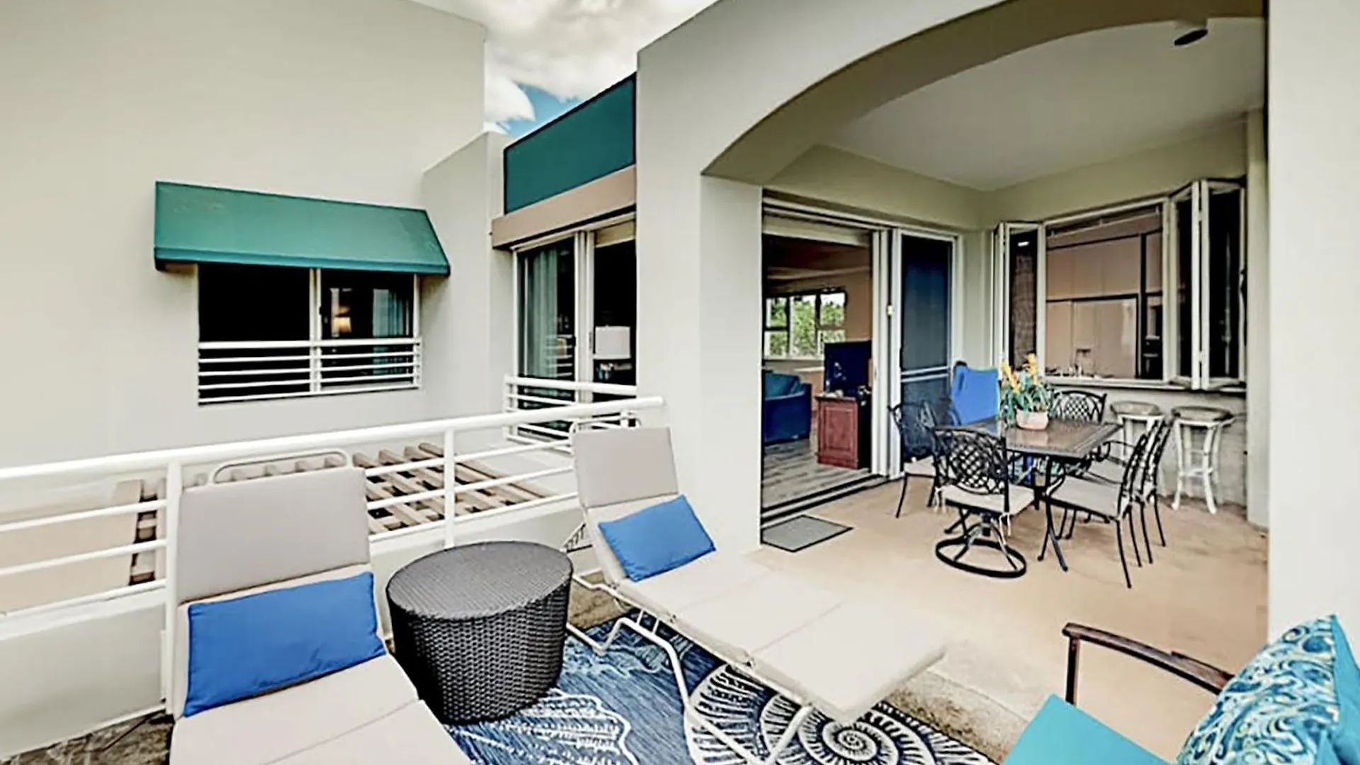 New! Palms 702 - Romantic Retreat - Split Ac In Bedroom - Open-Air Living Area Wailea  Holiday home Wailea (Maui)