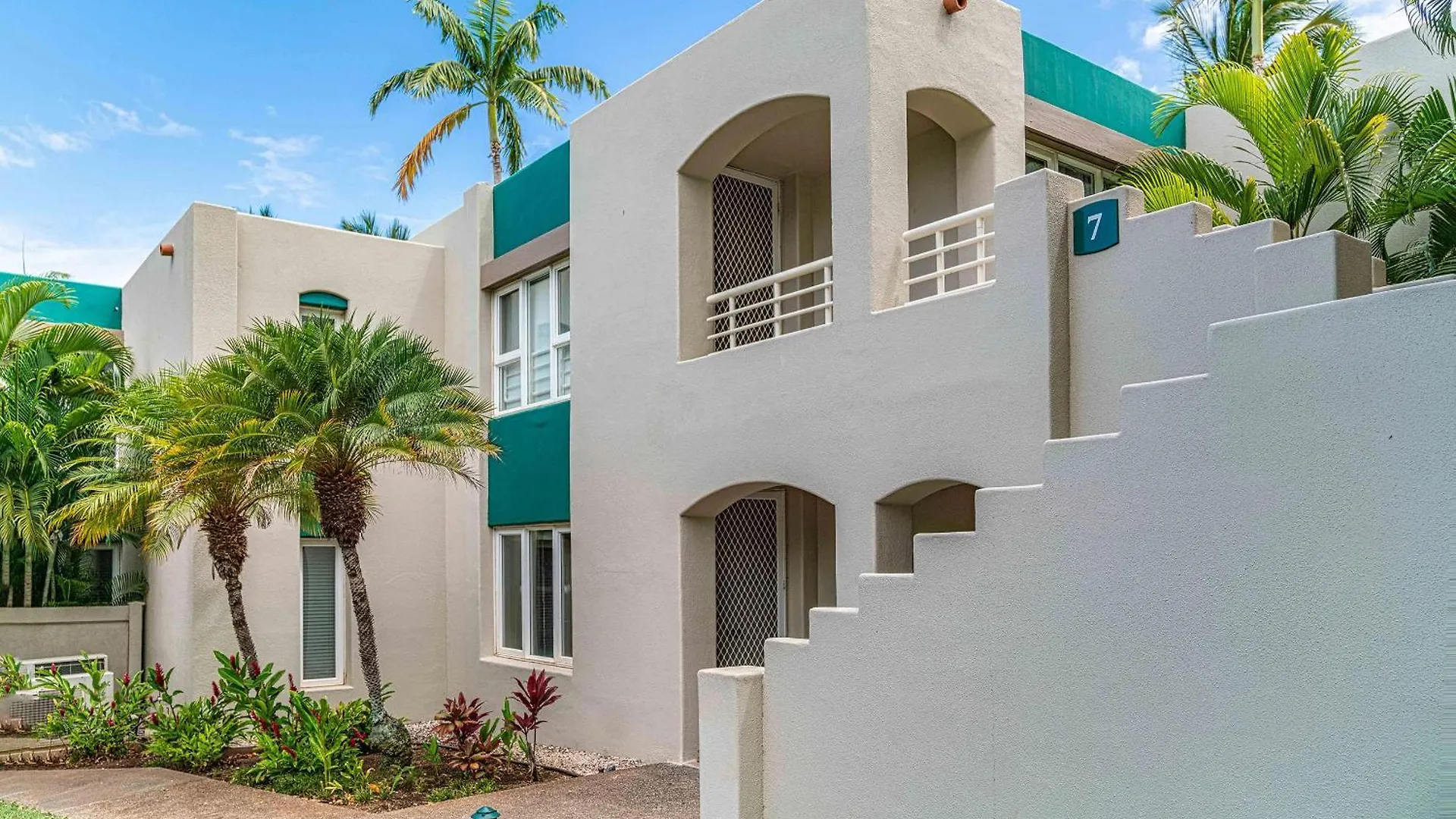 New! Palms 702 - Romantic Retreat - Split Ac In Bedroom - Open-Air Living Area Wailea  0*, Wailea (Maui)